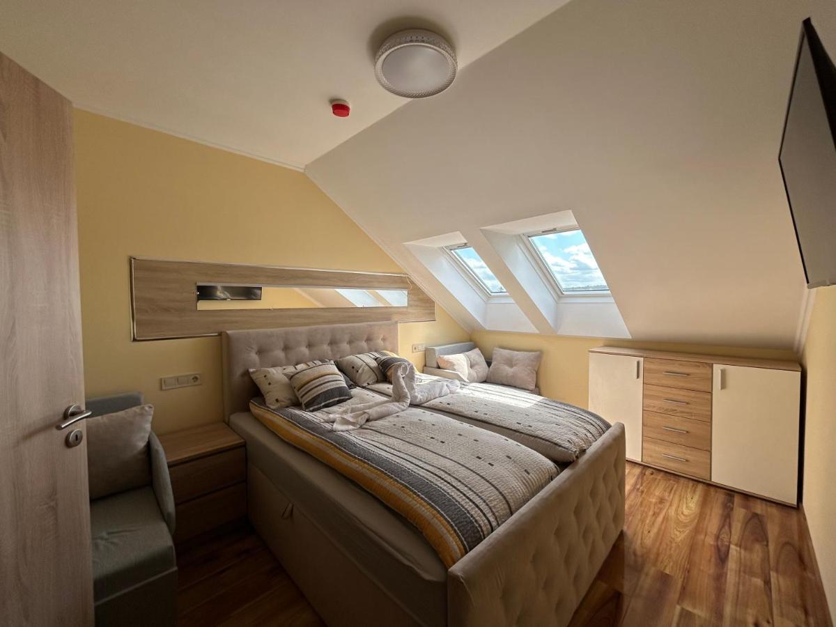 Harmony Apartments Eger Luaran gambar