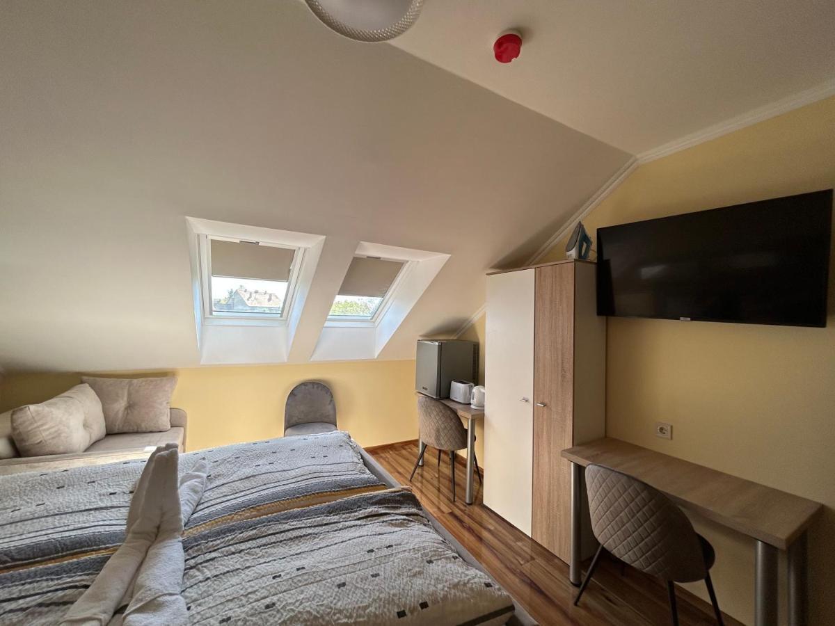 Harmony Apartments Eger Luaran gambar